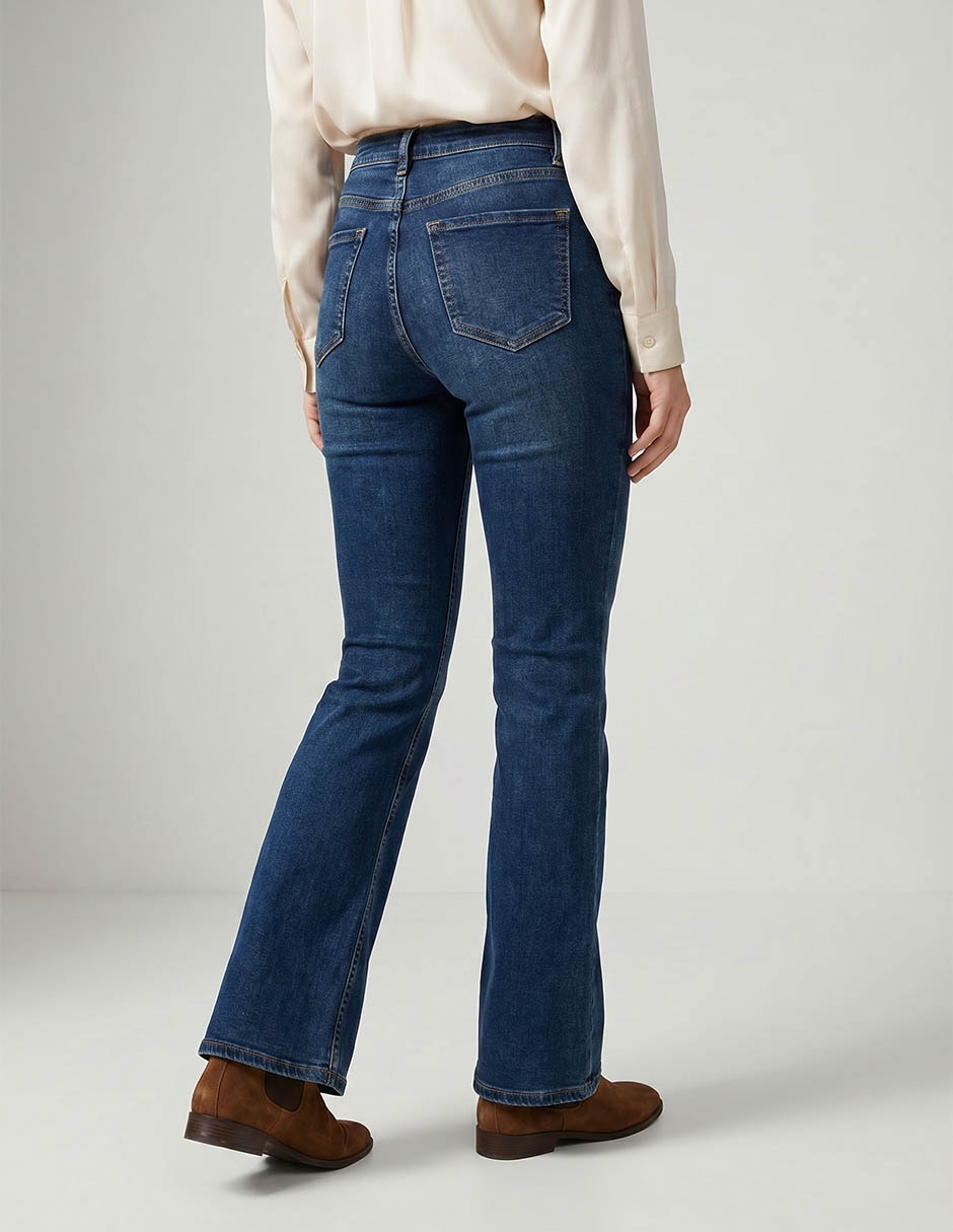 Jeans flare para mujer 5