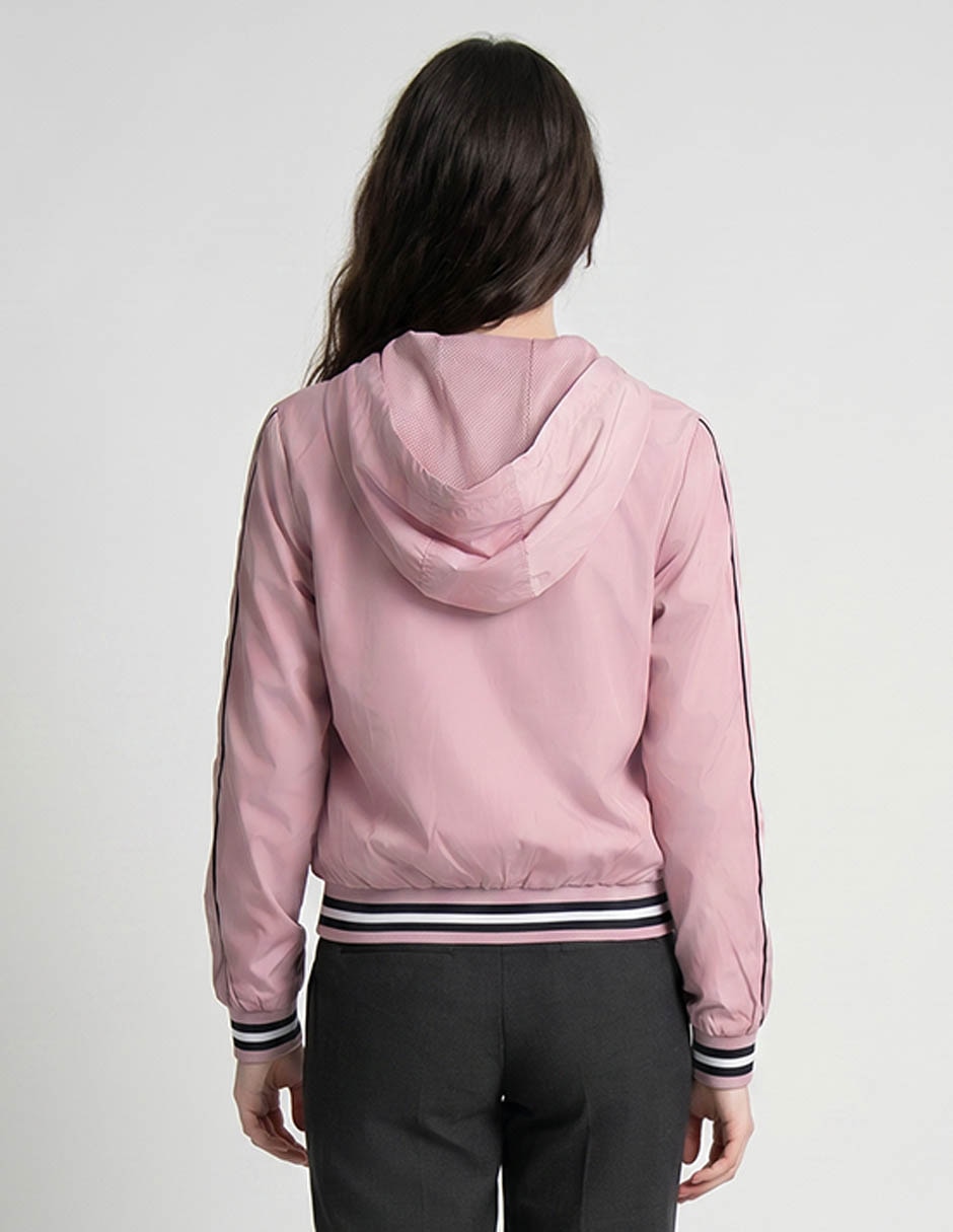 Chamarra impermeable para mujer 2