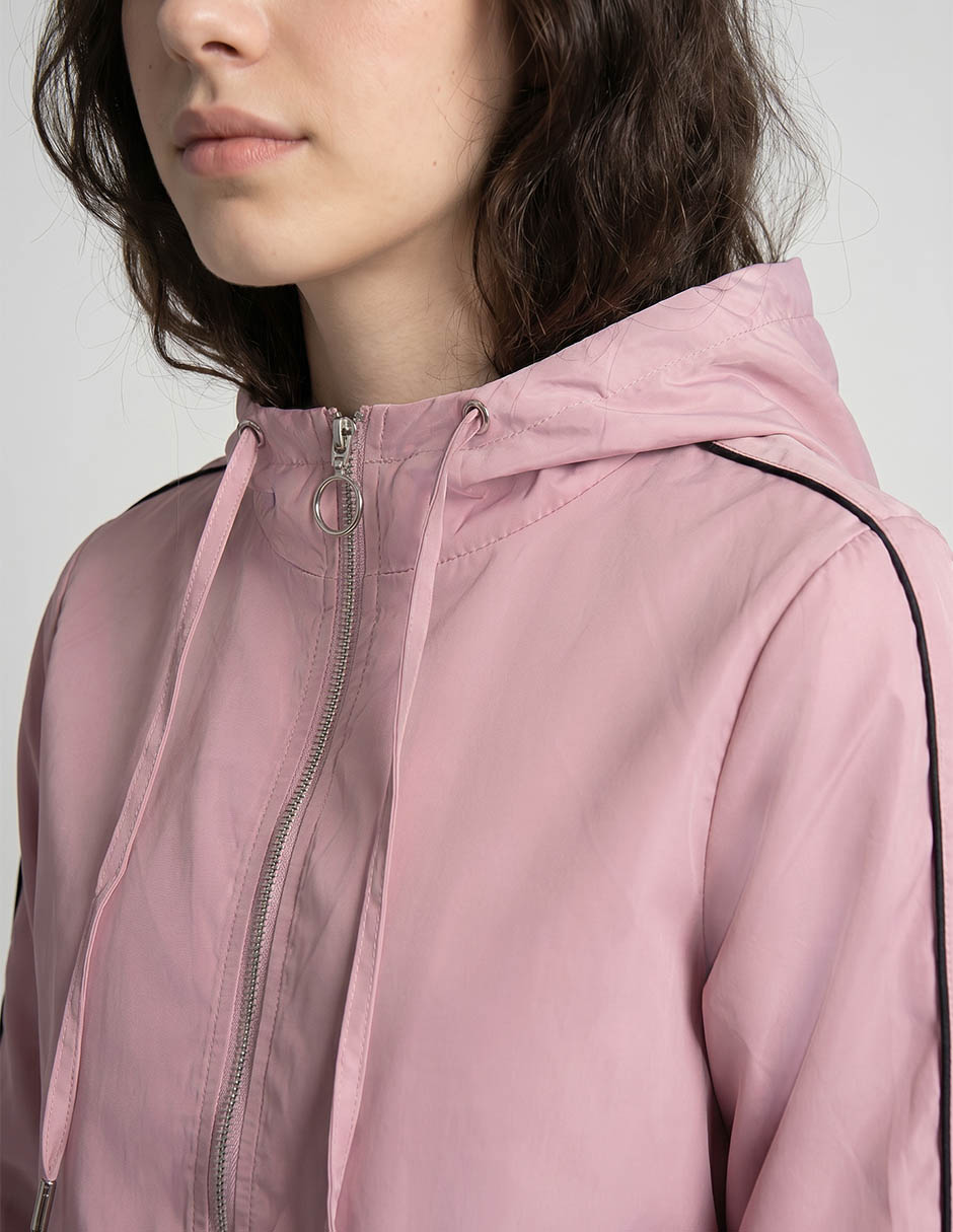 Chamarra impermeable para mujer 3