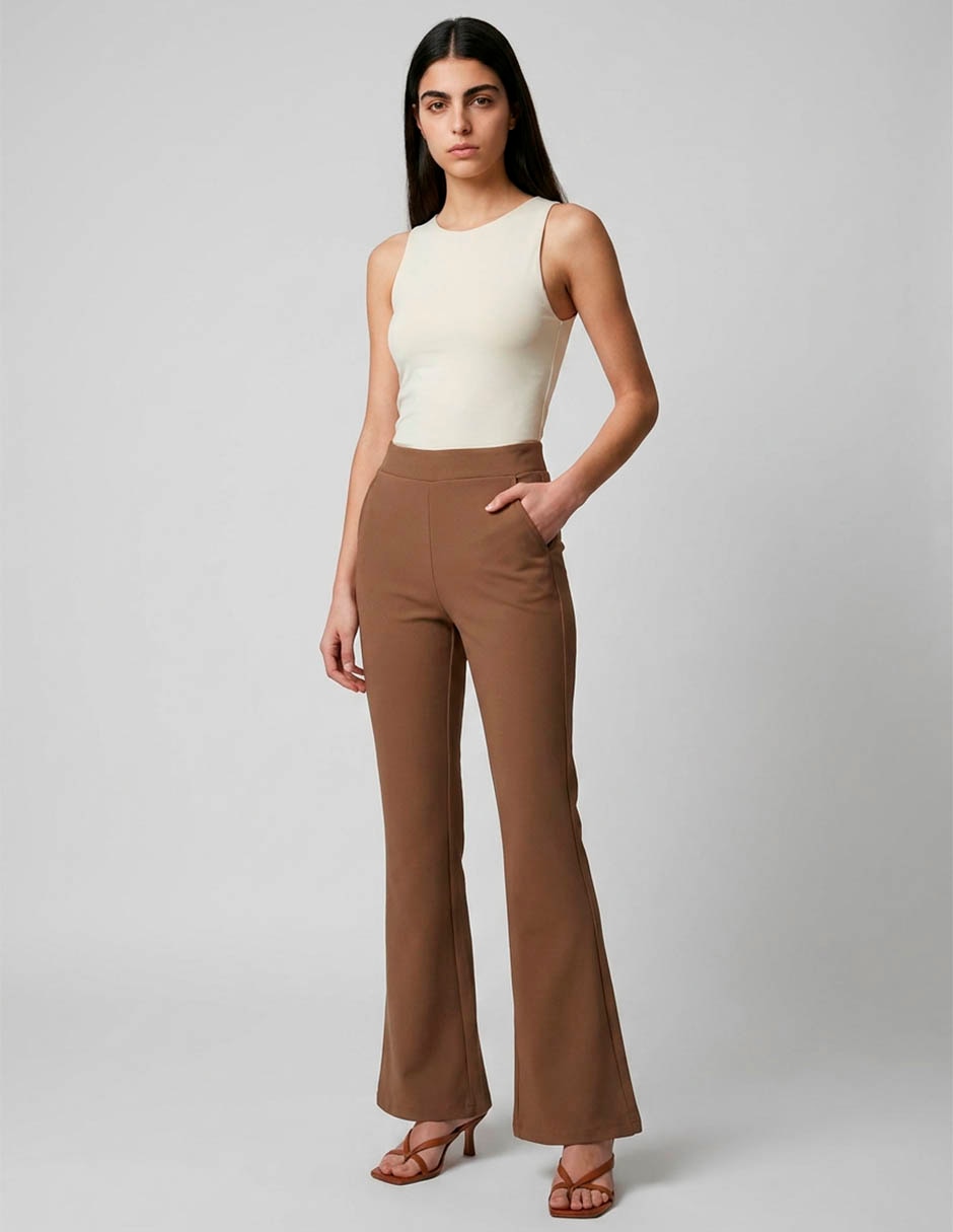 Pantalón bootcut para mujer 3