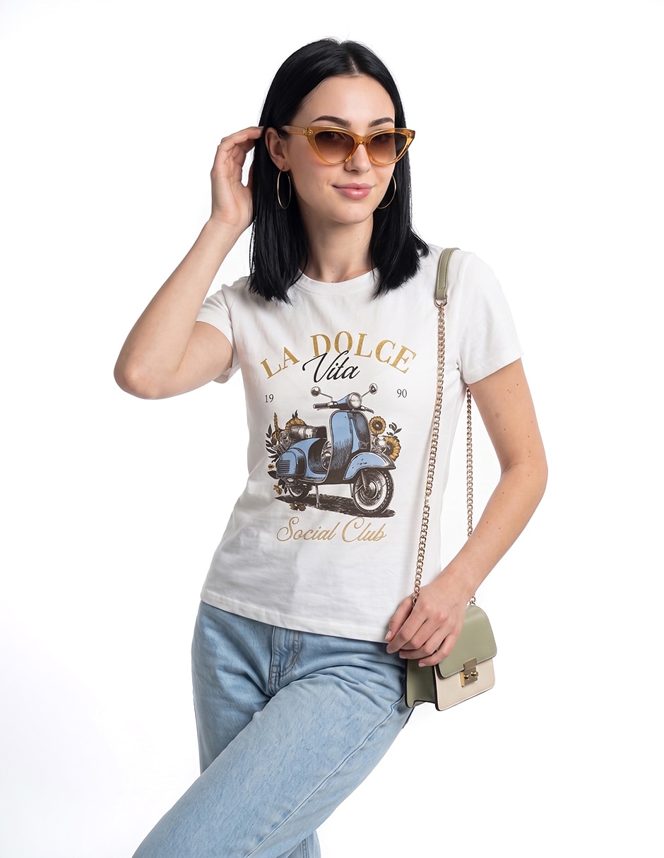 Playera manga corta cuello redondo para mujer