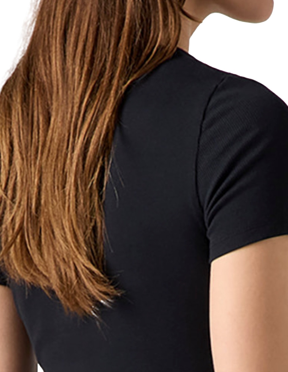 Playera manga corta cuello redondo mujer 2