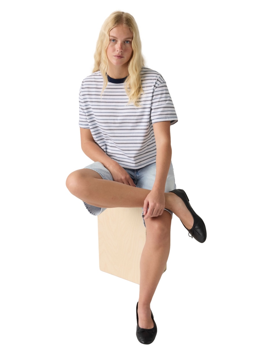 Playera manga corta cuello redondo para mujer 3