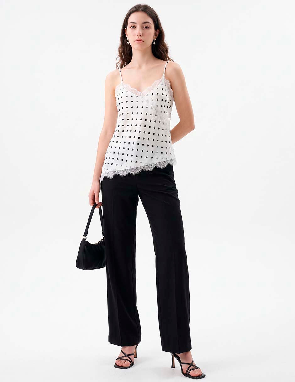 Top escote medio tirante ajustable Top escote medio tirante ajustable