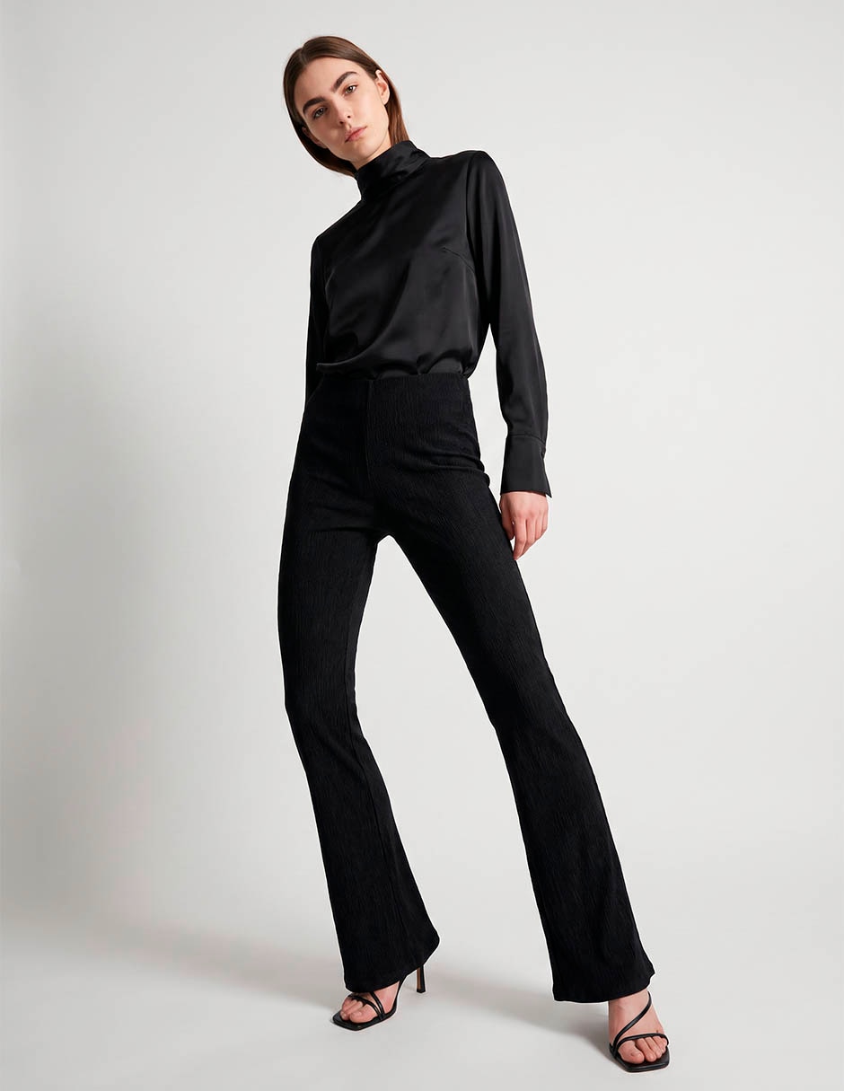 Pantalón flare slim para mujer 3