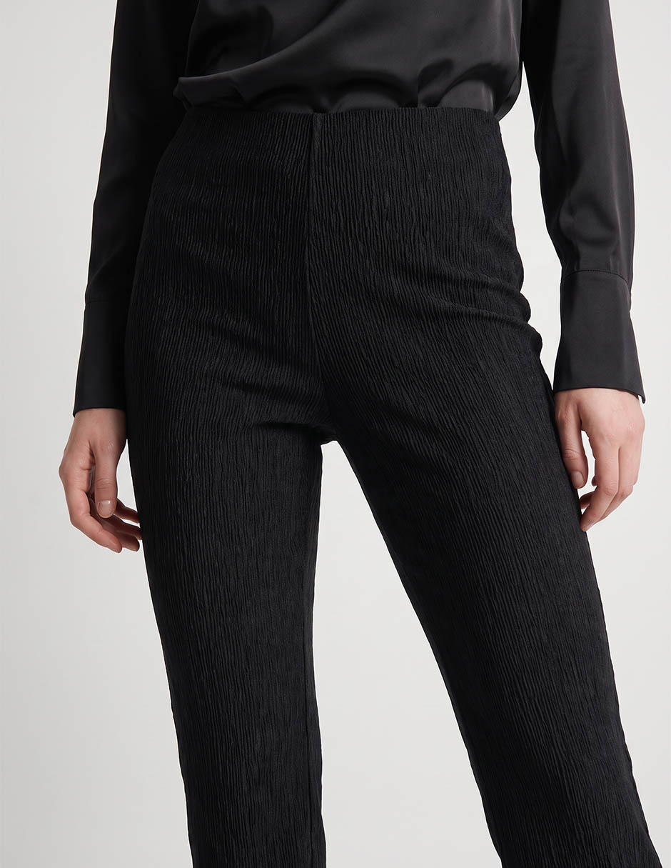 Pantalón flare slim para mujer 4