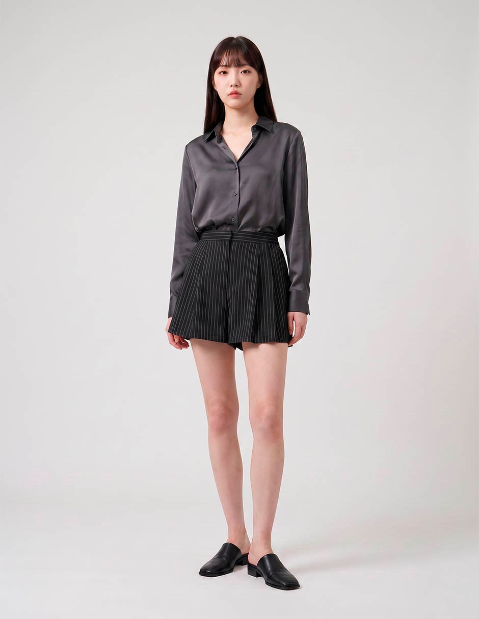 Falda short corta a la cintura para mujer 3