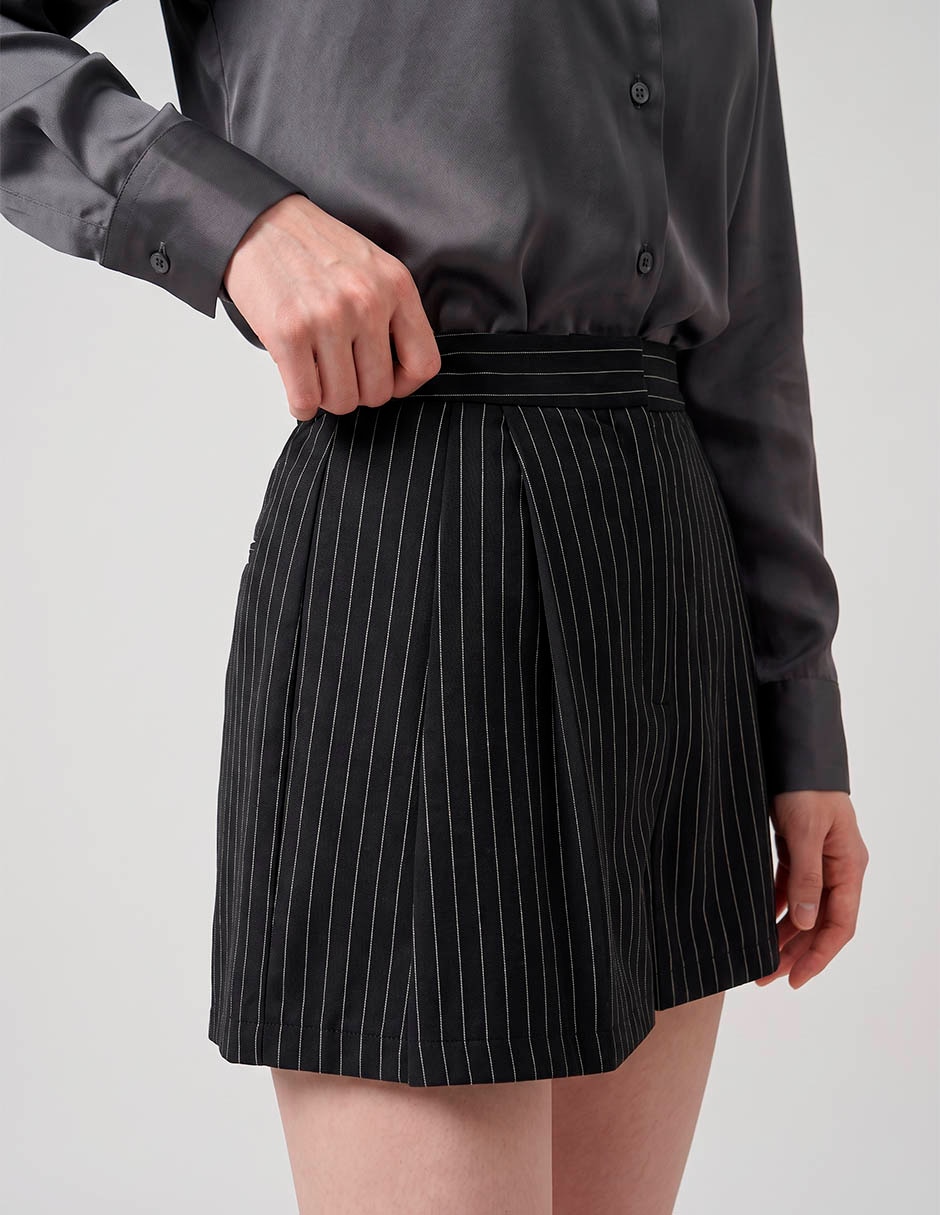 Falda short corta a la cintura para mujer 5