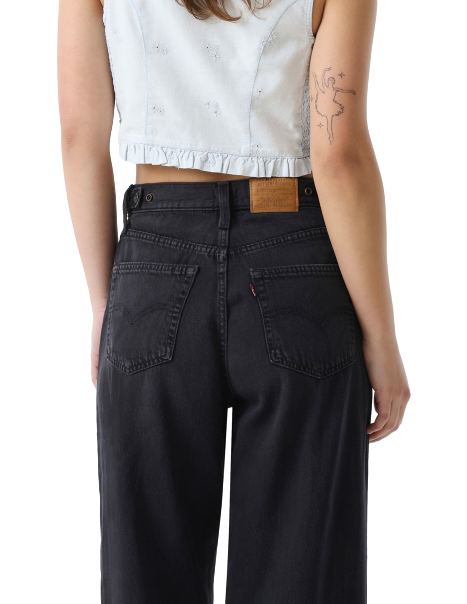 Jeans regular wide leg corte media cintura para mujer 4