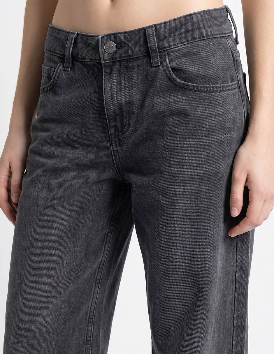 Jeans relaxed wide leg corte cintura baja para mujer 3