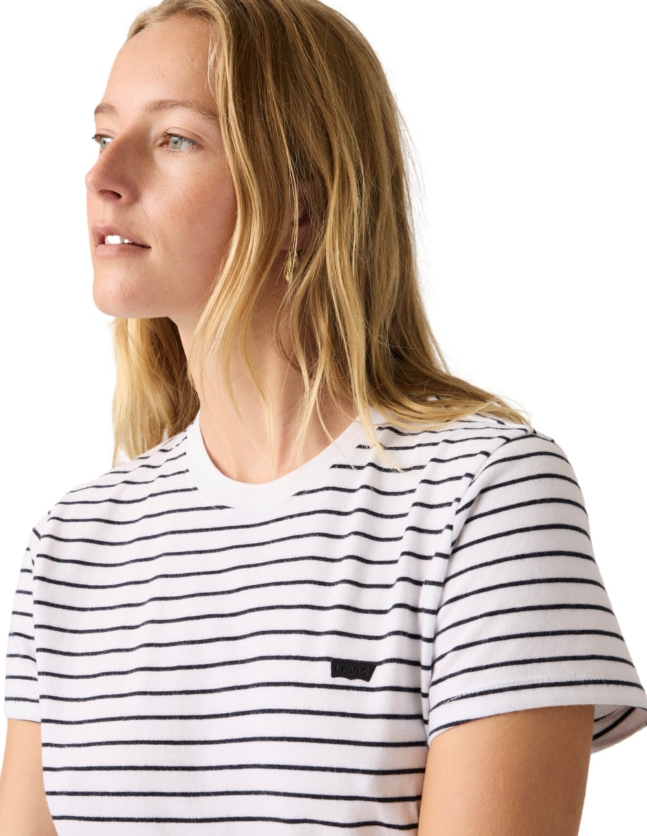 Playera manga corta cuello redondo para mujer 4
