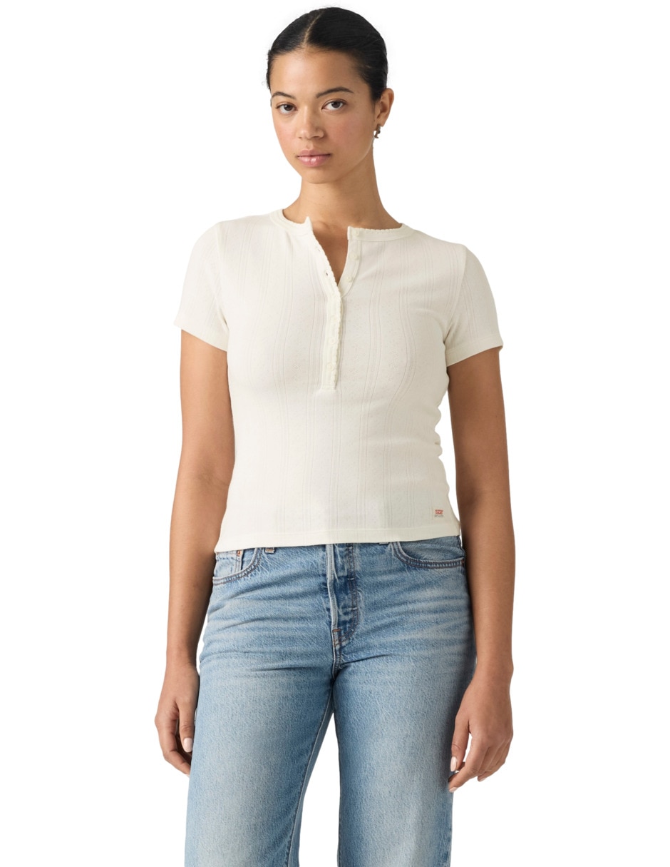 Playera manga corta cuello henley para mujer