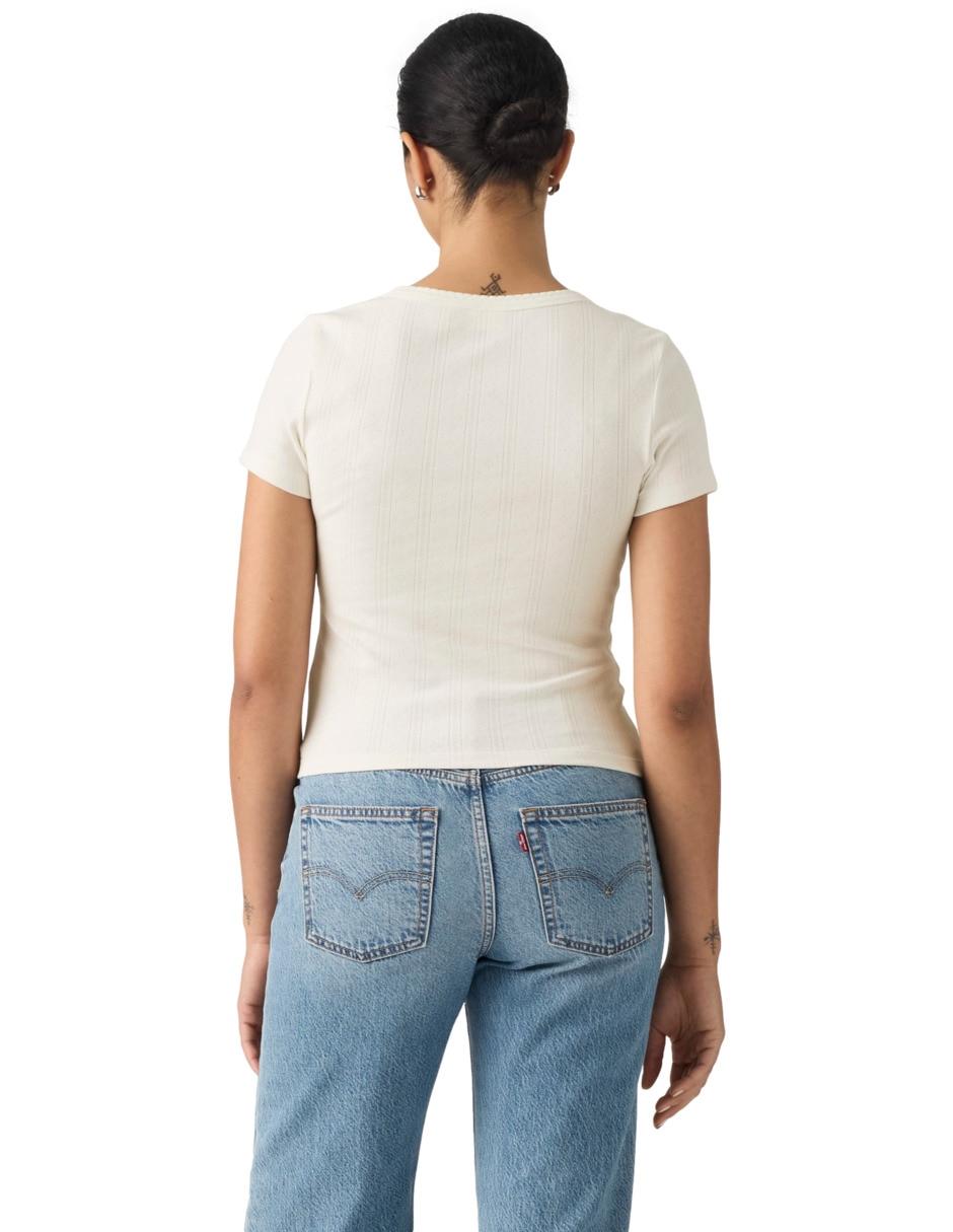 Playera manga corta cuello henley para mujer 2