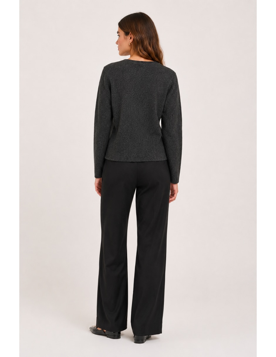 Suéter cuello redondo para mujer 4