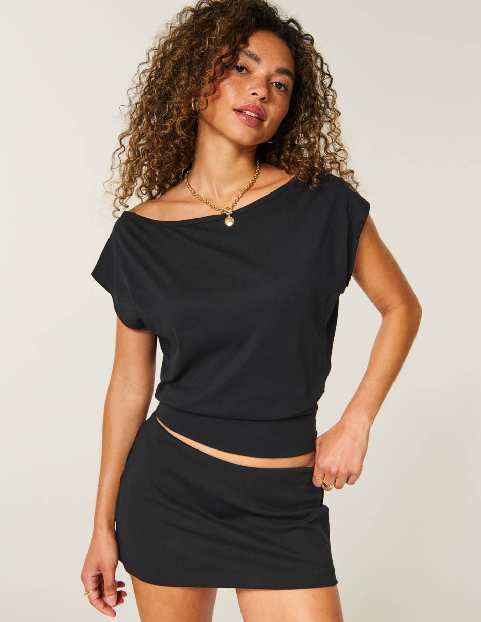 Playera manga corta cuello ojal para mujer 2