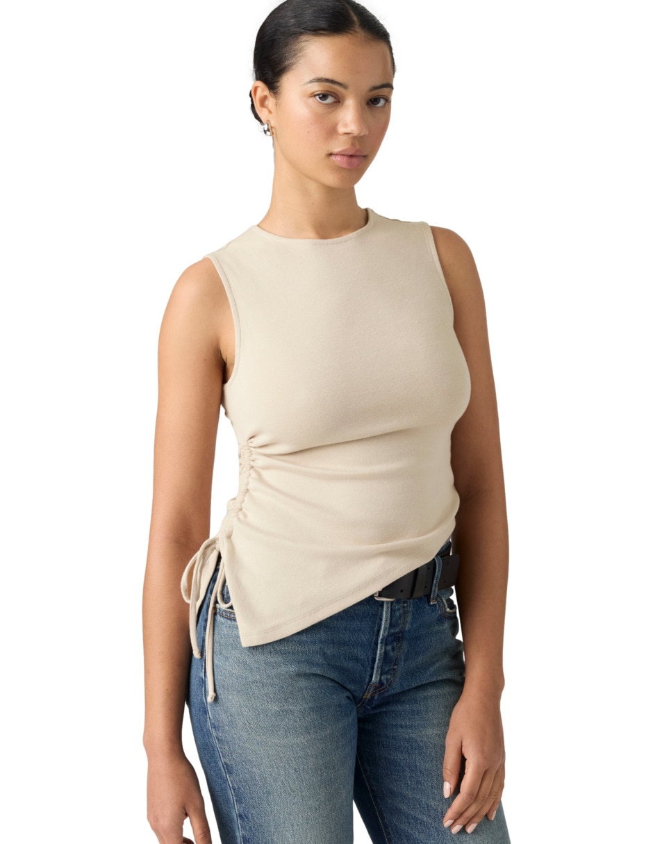 Playera sin manga cuello redondo para mujer 3