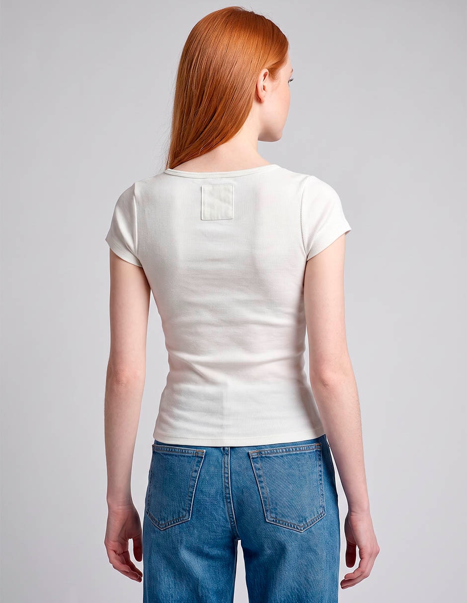 Playera manga corta cuello con botón para mujer 2
