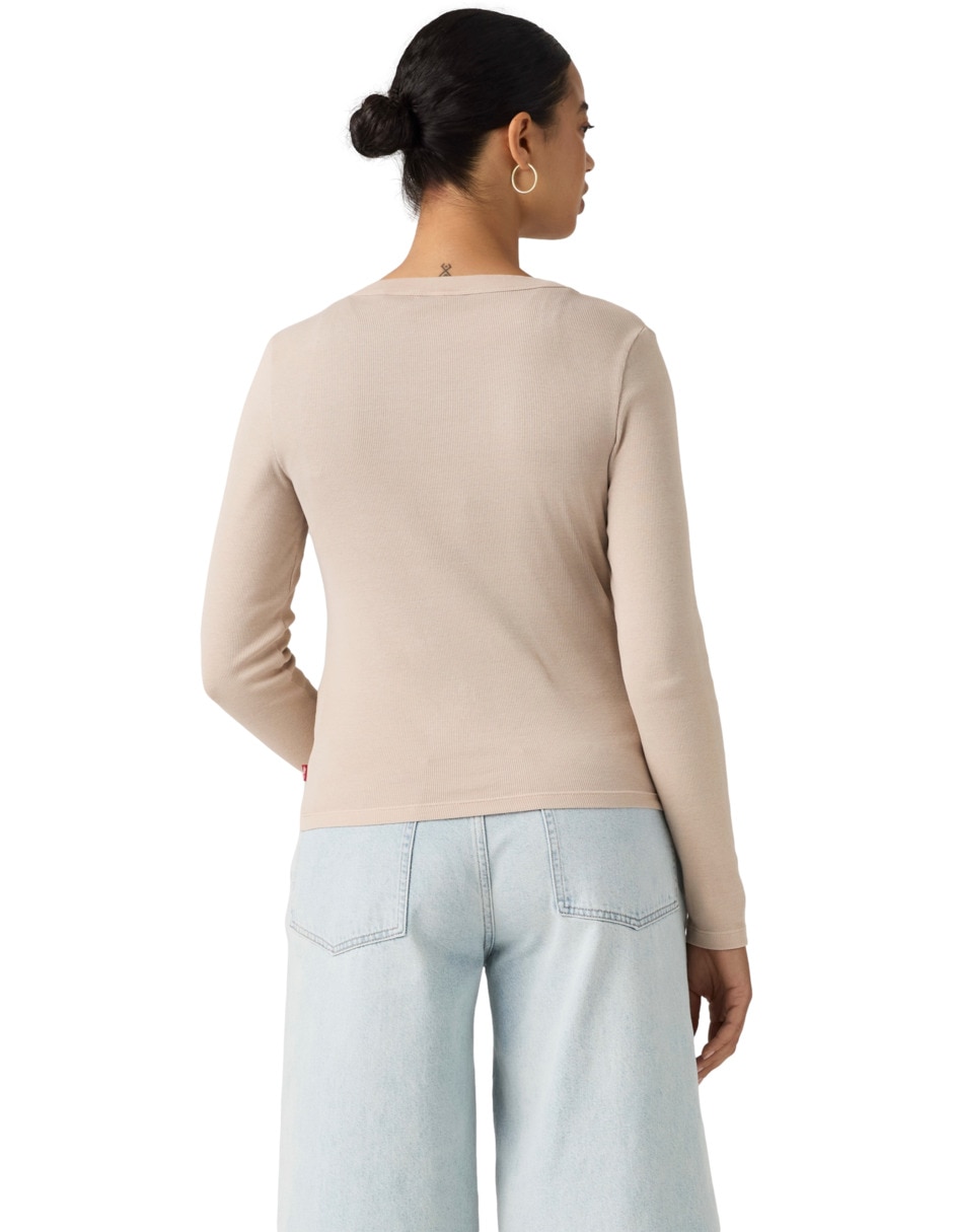 Playera manga larga cuello henley para mujer 2