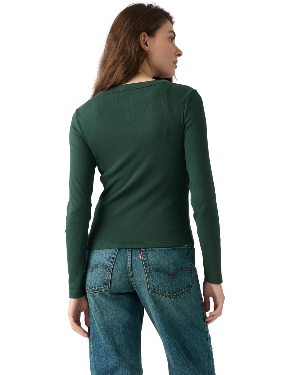 Playera manga larga cuello henley para mujer 2