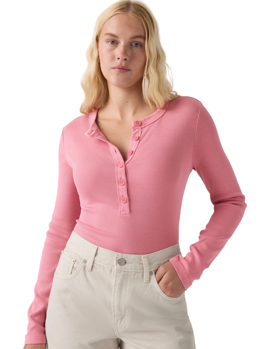 Playera manga larga cuello henley para mujer 3