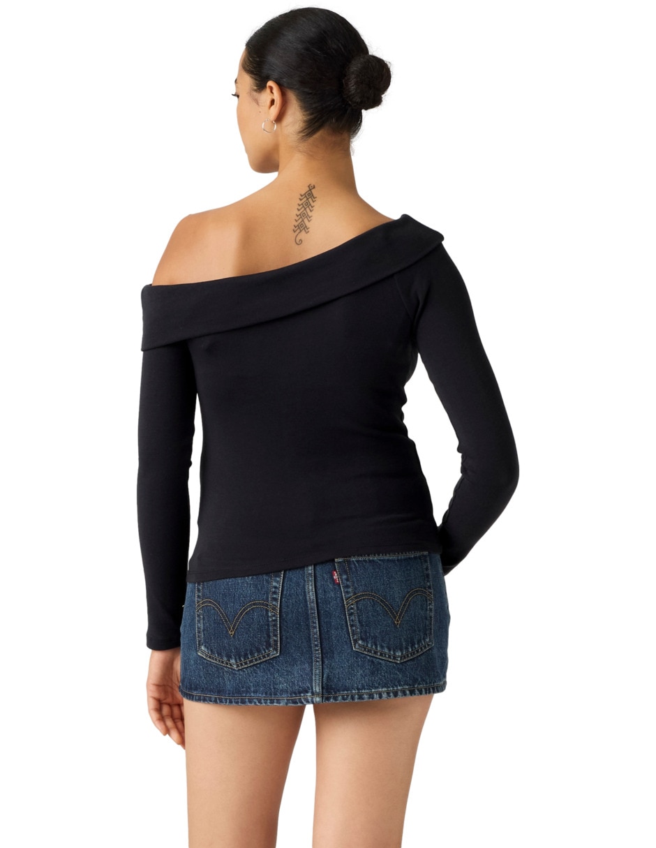 Playera manga larga cuello asimétrico para mujer 2
