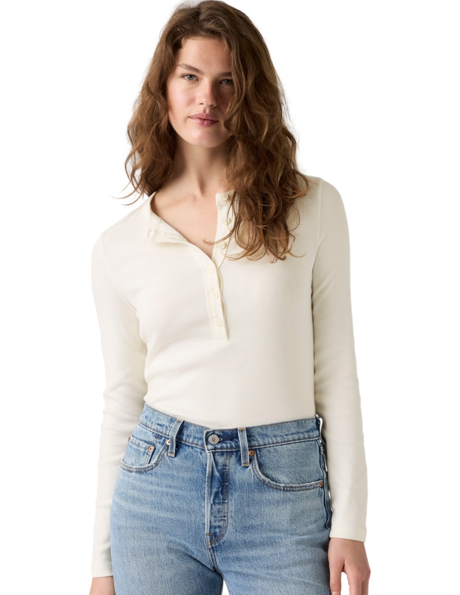 Playera manga larga cuello henley para mujer 4