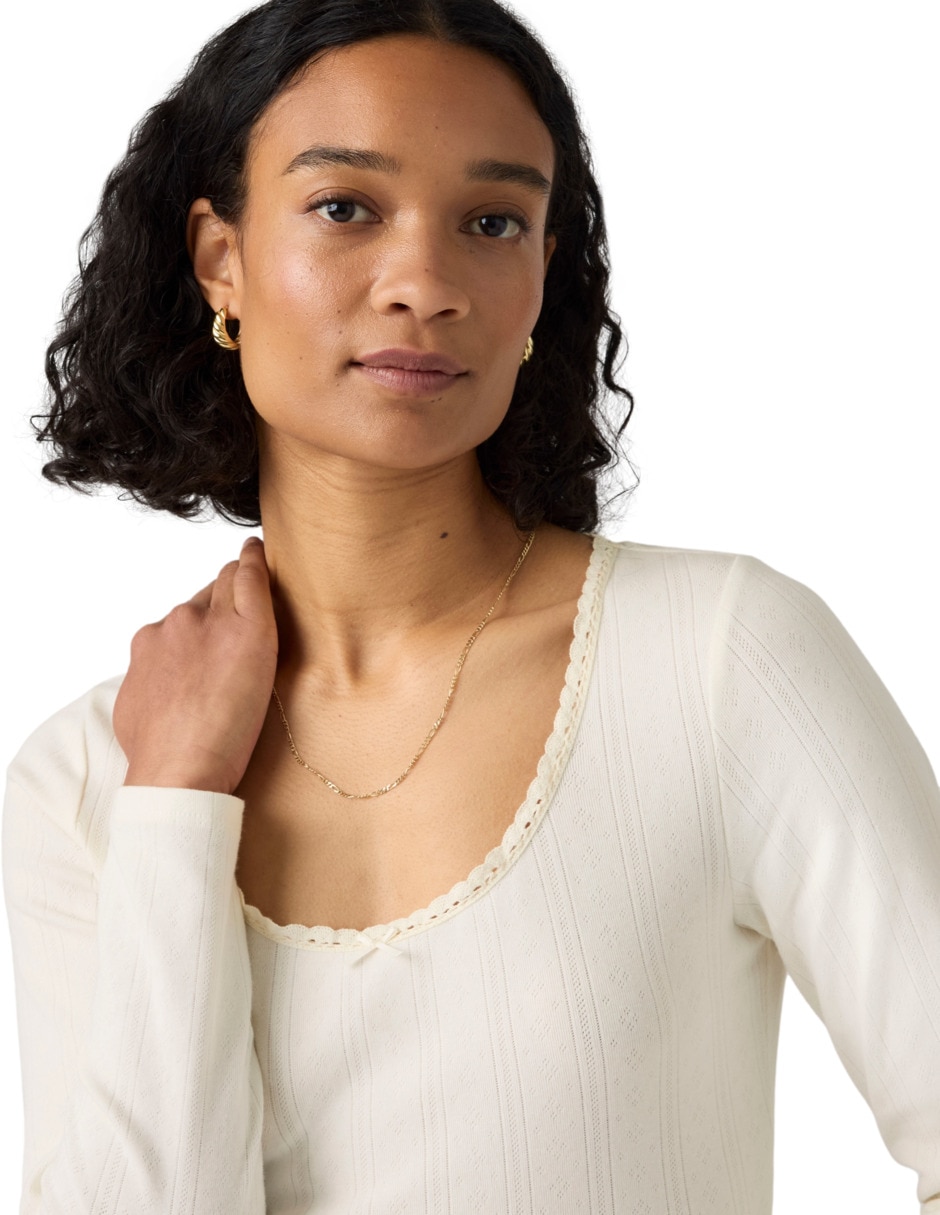 Playera manga larga cuello redondo para mujer 4