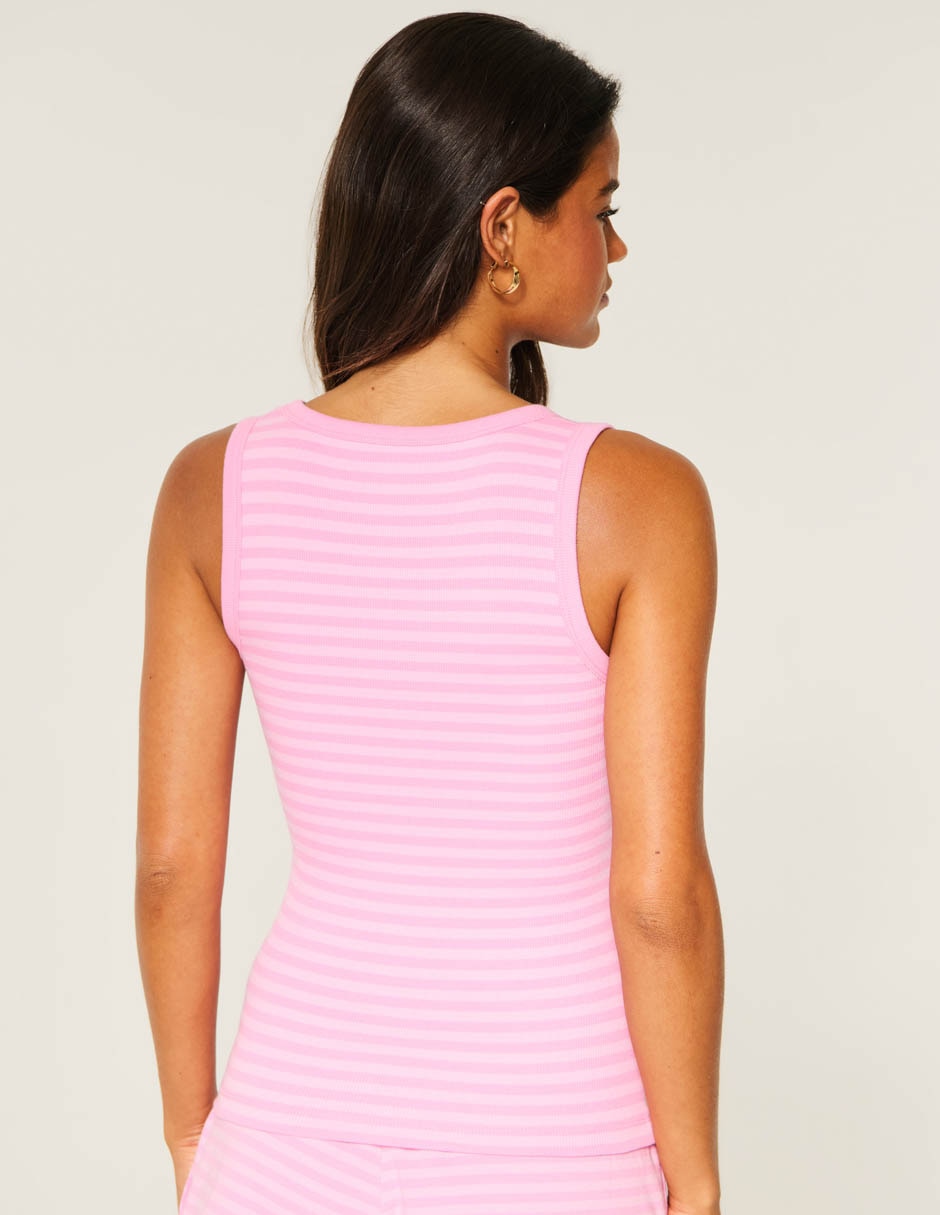 Playera cuello v mujer 4