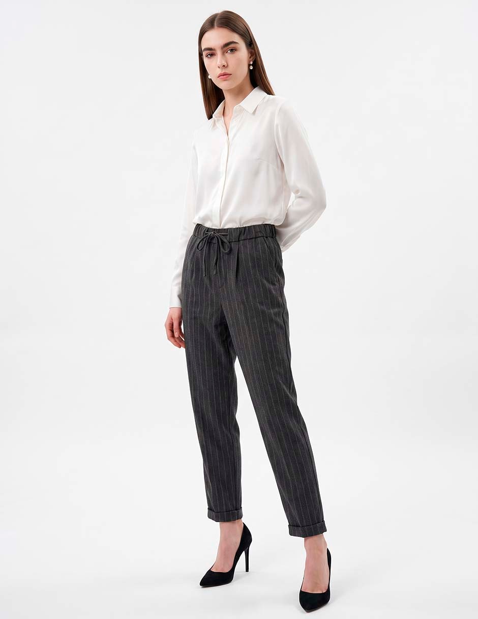 Pantalón recto para mujer 3