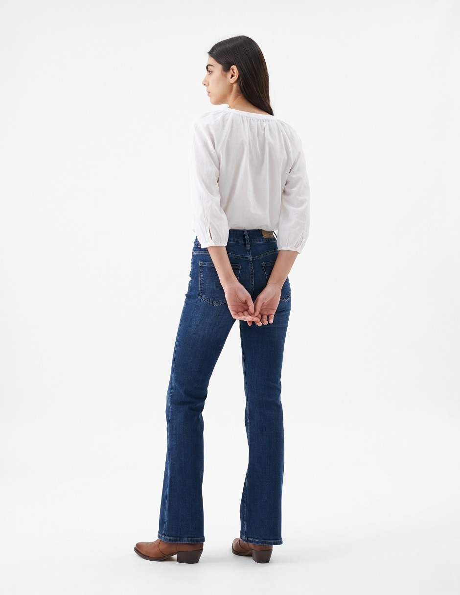 Jeans acampanado para mujer 2
