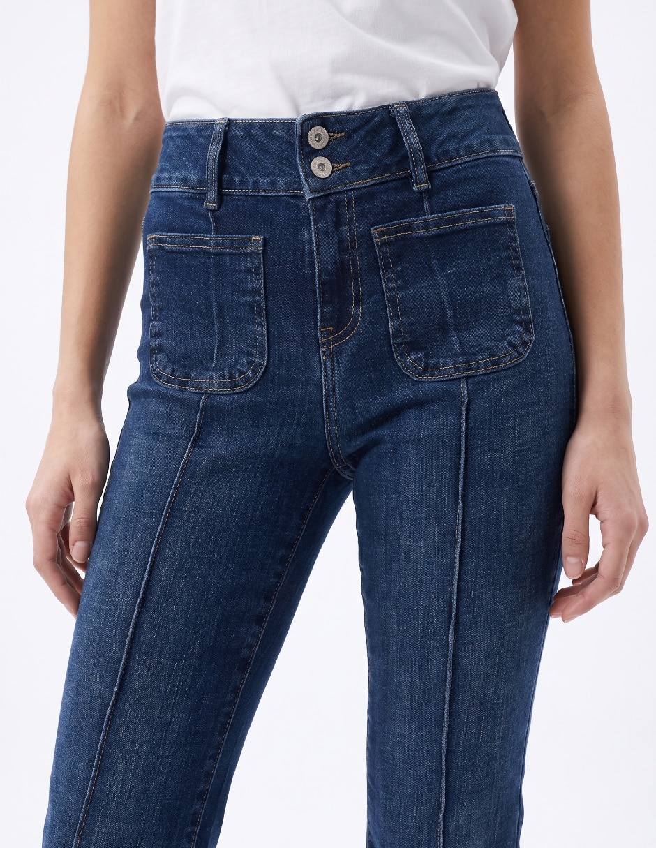 Jeans acampanado para mujer 4