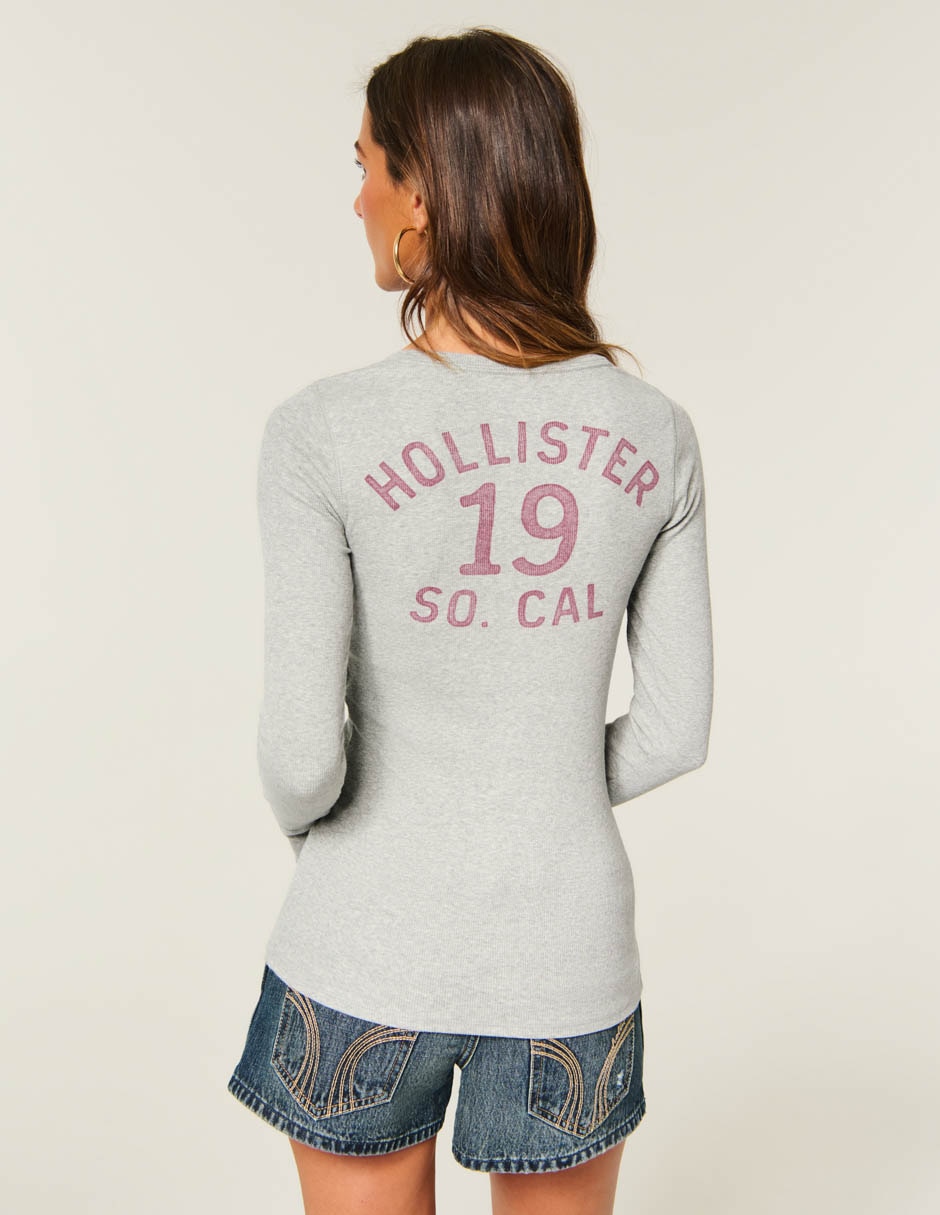 Playera manga larga cuello henley mujer 2