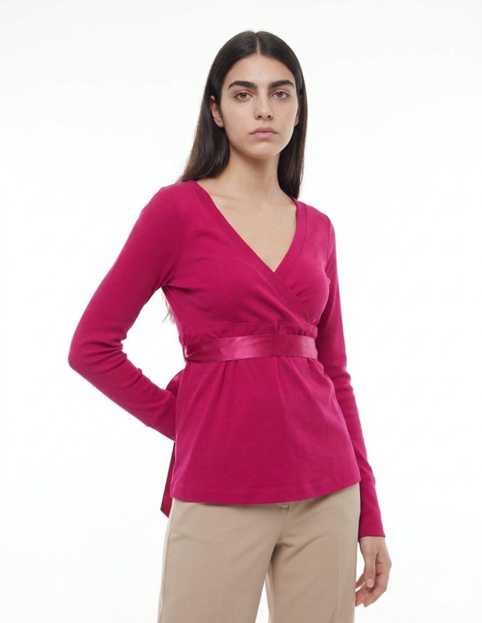 Playera manga larga cuello V para mujer Playera manga larga cuello V para mujer