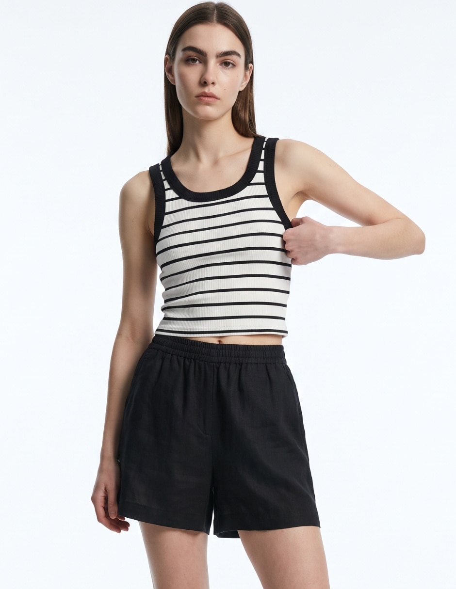 Top cuello redondo Top cuello redondo