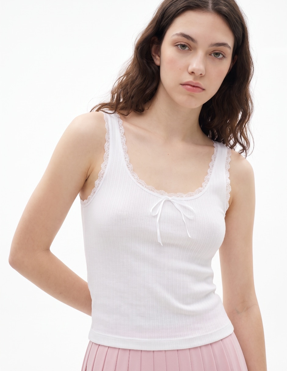 Top cuello redondo tirante ajustable 4