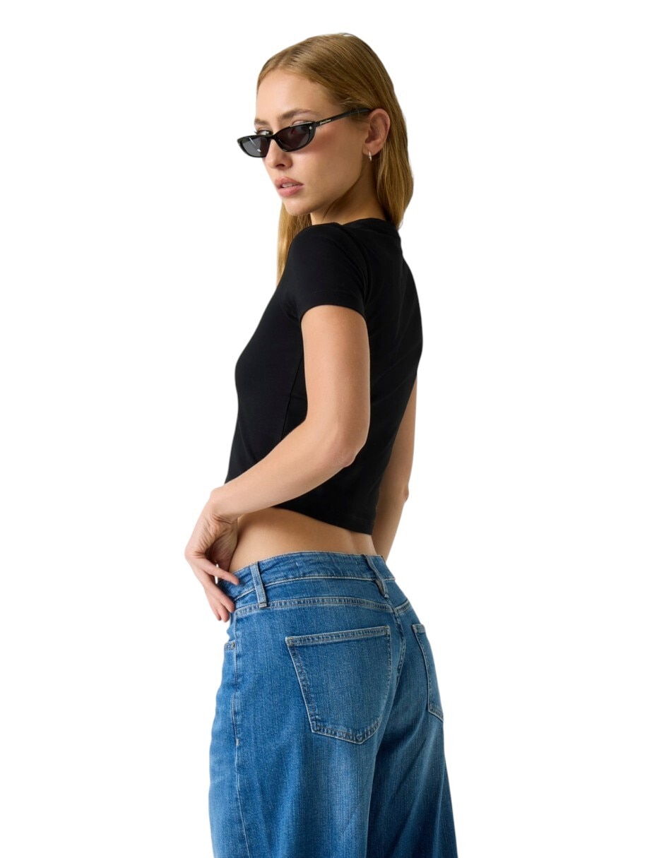 Playera manga corta cuello redondo para mujer 3