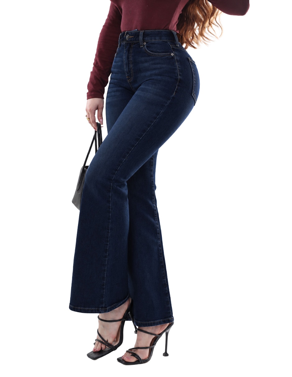 Jeans relaxed boot cintura baja para mujer